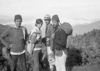 अविरल बग्दछ इन्द्रावती । सुन्ने कथा